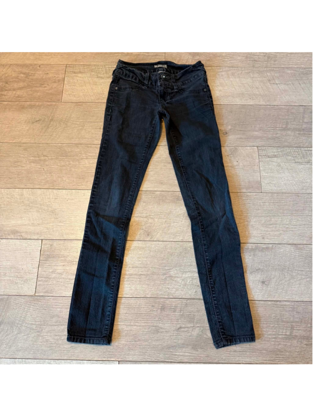 Women's Mudd Skinny Jeans Size 0 Black